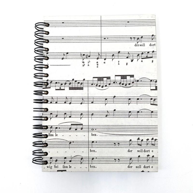 Libreta A6 partitura hecha a mano Libreta A6 partitura hecha a mano